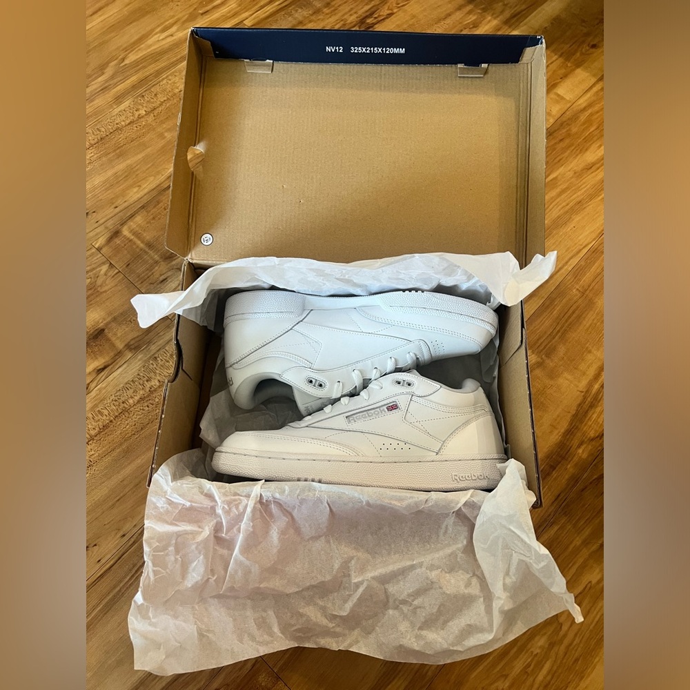 Rebook Club C Mid II